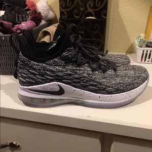 Nike Lebron’s Size 11